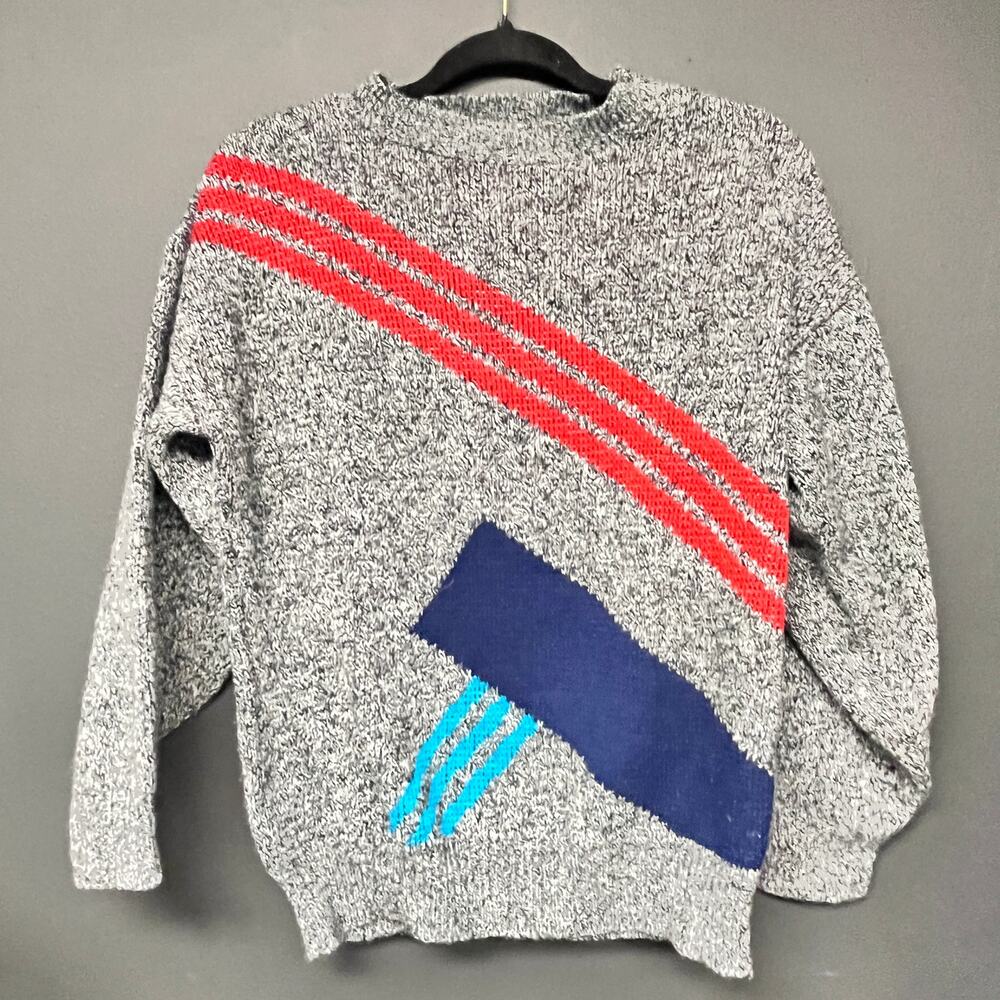 Vintage  S/M Women's College Point 1980s graphic knit crew neck sweater Gray Red